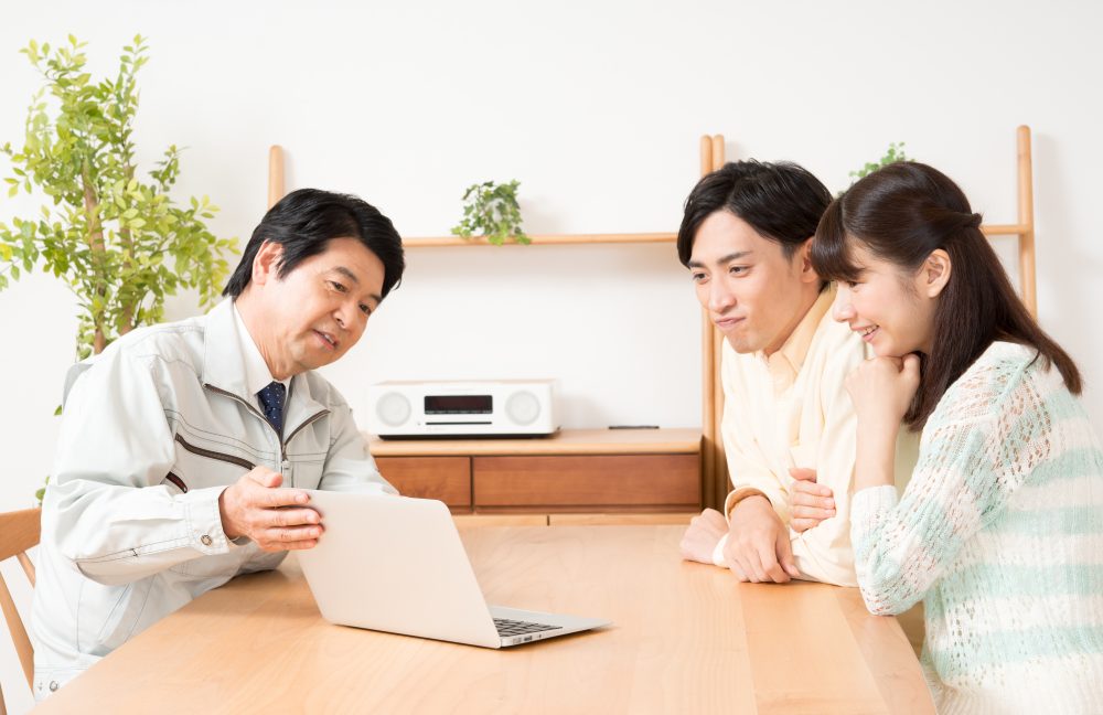 蓄電池を導入するメリットは?負荷タイプや充電方式をご紹介